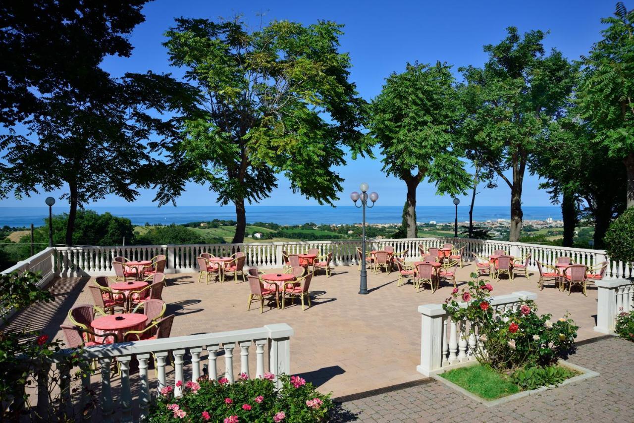 Hotel Bel Sit Senigallia Buitenkant foto
