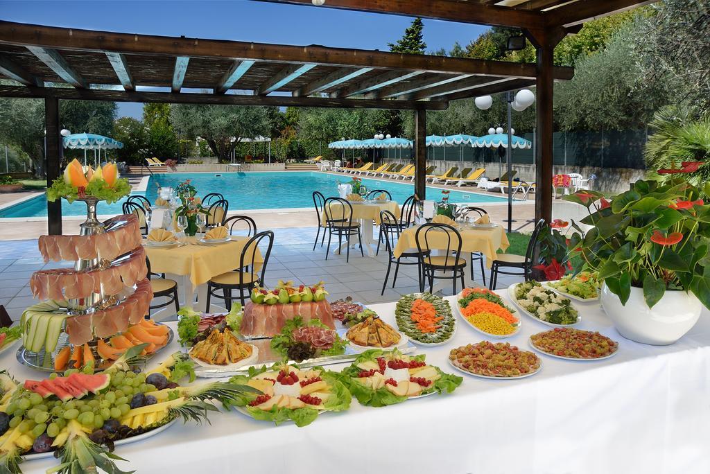 Hotel Bel Sit Senigallia Buitenkant foto