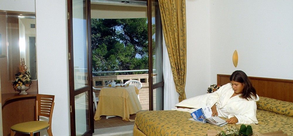 Hotel Bel Sit Senigallia Buitenkant foto
